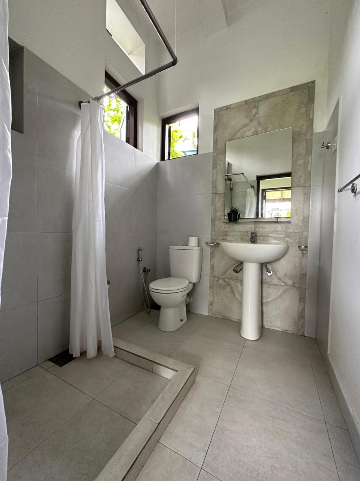 Rockydale Home Stay แคนดี้ ภายนอก รูปภาพ