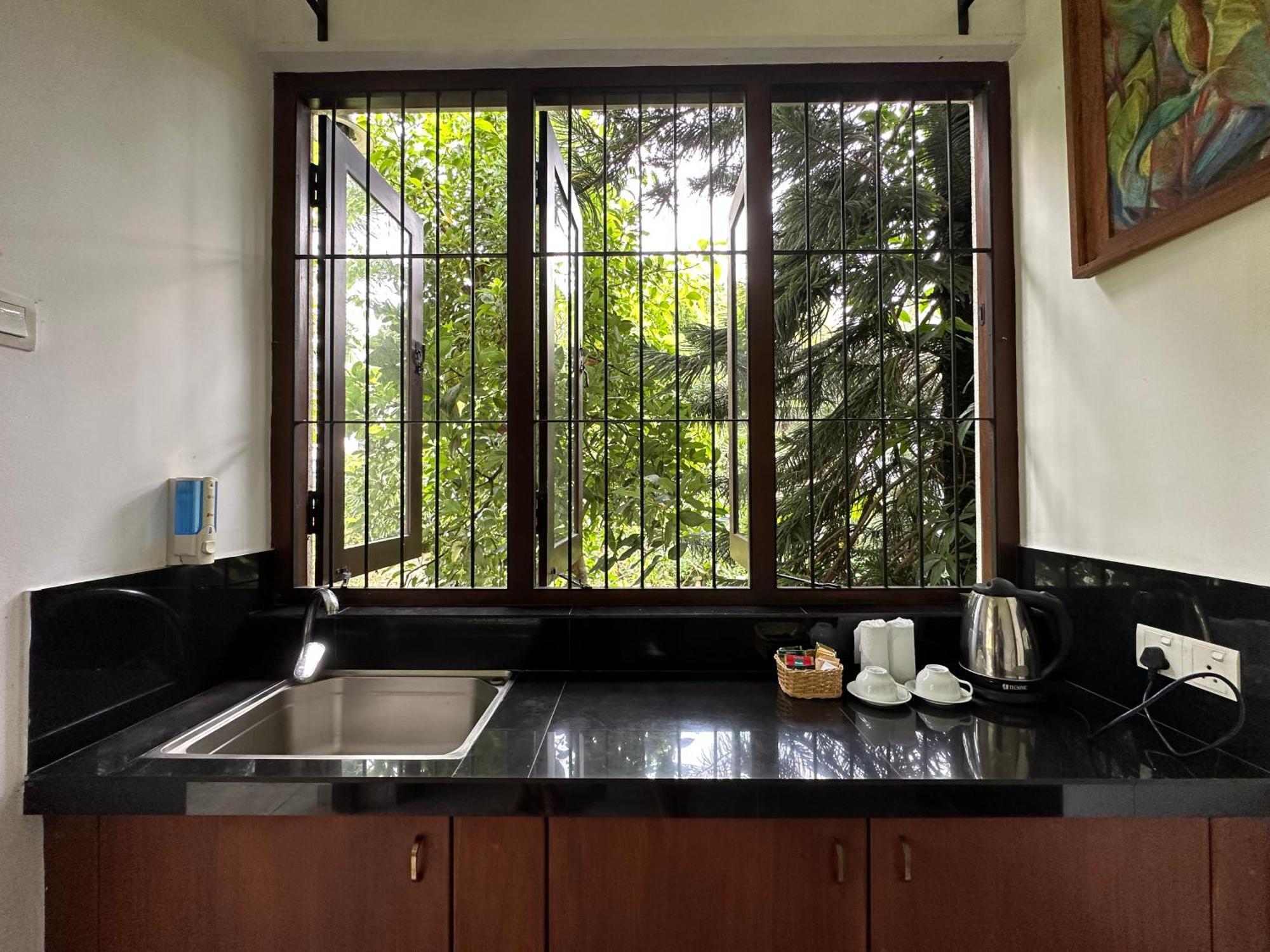 Rockydale Home Stay แคนดี้ ภายนอก รูปภาพ