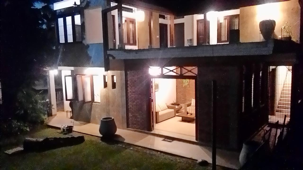 Rockydale Home Stay แคนดี้ ภายนอก รูปภาพ